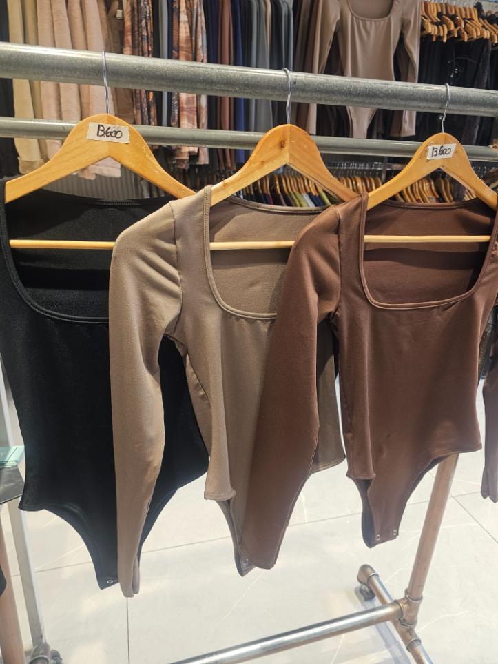 Body Lycra escote cuadrado
