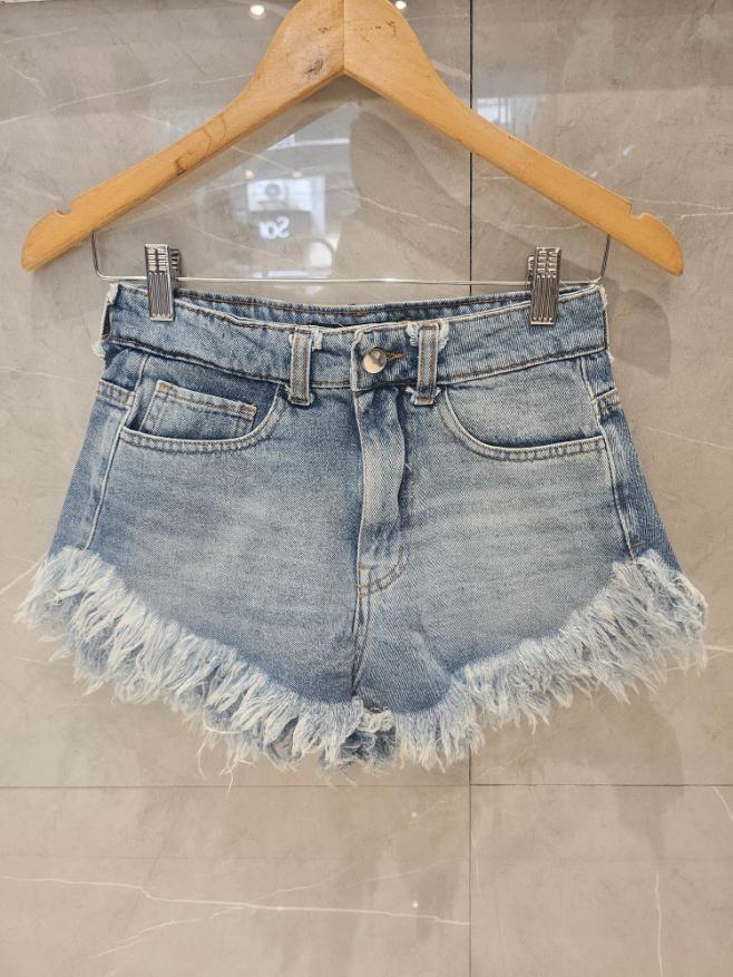 Short Alaska Boho