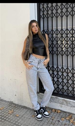 MOM GREY